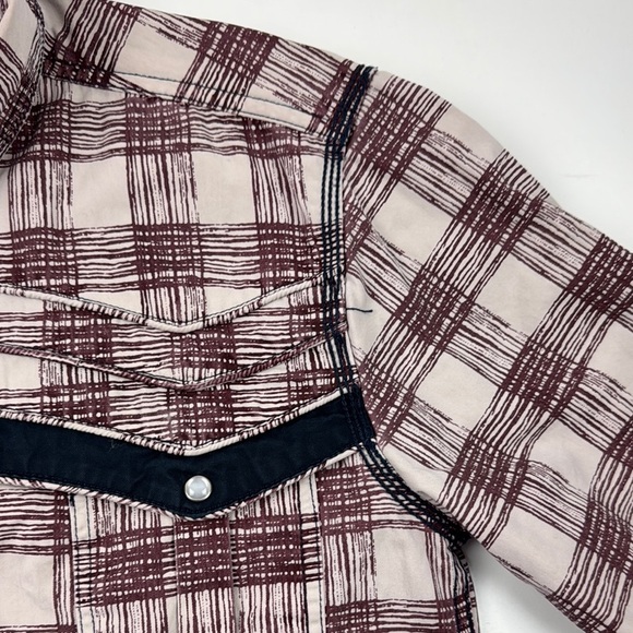 Kenneth Samantha Western Casual Button Down Shirt with Plaid Design - Italy - Picture 5 of 12